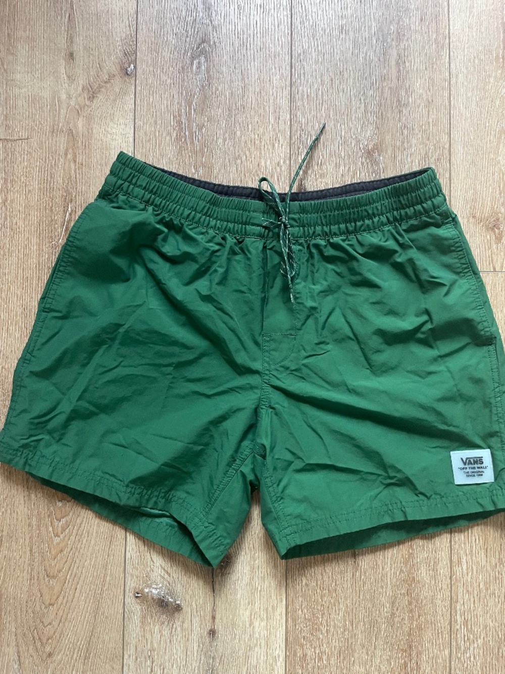 Vans Forrest Green Shorts Size M